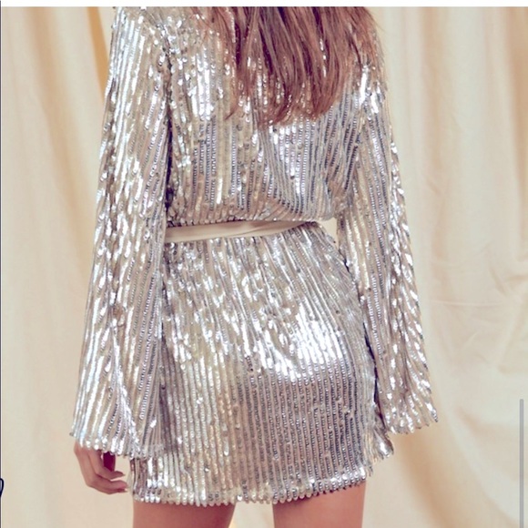 NWTs “Wrapped Up in Your Sequin” Mini Wrap Dress~M - Picture 2 of 9